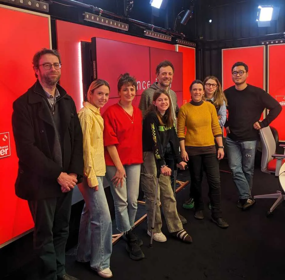 Dans les studios de France Inter pour l'émission On va déguster le 24 mars 2024