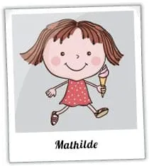 une petite fille en robe rouge à pois blancs qui tient un cornet de glace